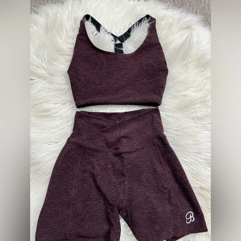 Bombshell Sportswear Synergy Sports-Bra and Shorts (SET) - Picture 3 of 3